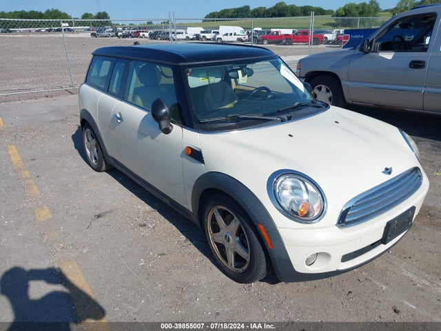 2008 MINI COOPER CLUBMAN WMWML33568TN68469 Photo 0
