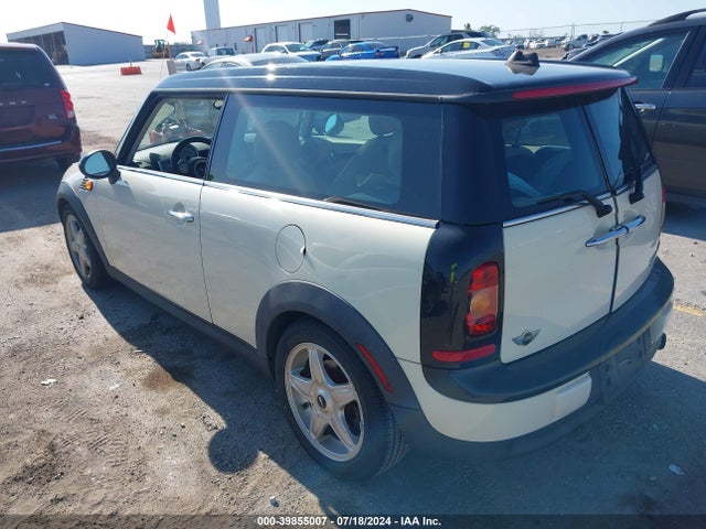 2008 MINI COOPER CLUBMAN WMWML33568TN68469 Photo 2