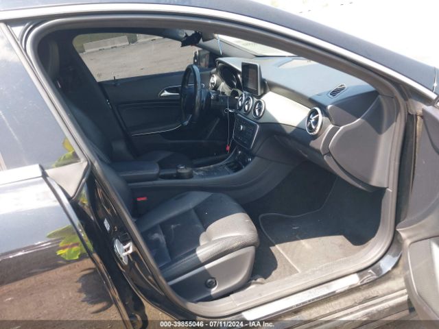 WDDSJ4GB0FN207493 Mercedes-Benz CLA 250 4MATIC
