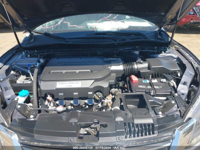 1HGCR3F91FA031997 Honda Accord Touring