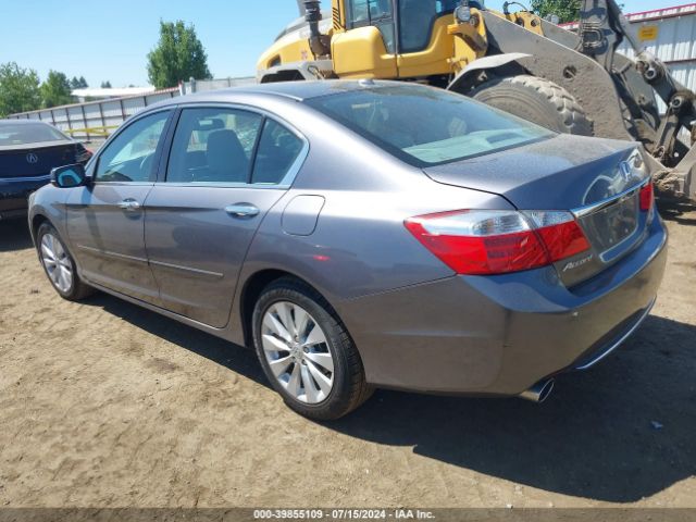 1HGCR3F91FA031997 Honda Accord Touring