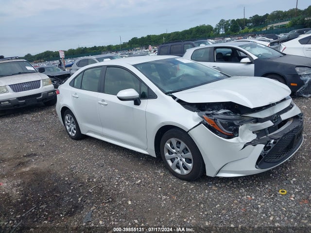 Toyota COROLLA LE 2022 JTDEPMAE0N3024694 главное изображение