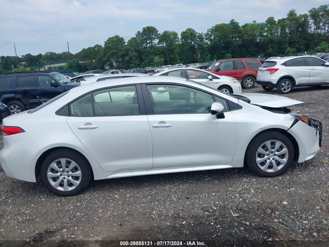 Toyota COROLLA LE 2022 JTDEPMAE0N3024694 Image 13