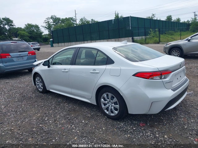 Toyota COROLLA LE 2022 JTDEPMAE0N3024694 Image 3