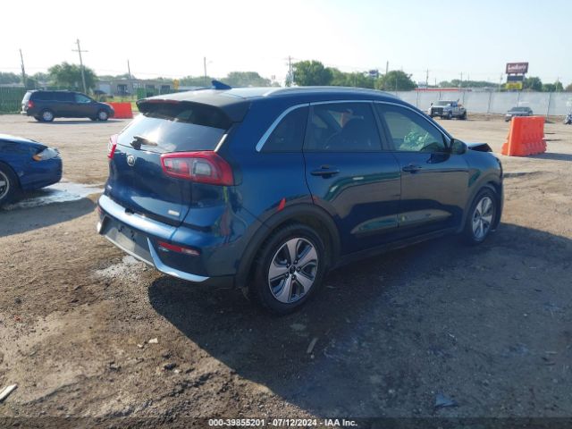 KNDCB3LC9K5250129 KIA NIRO LX