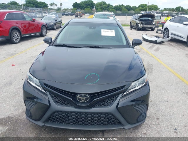 Toyota CAMRY SE 2018 4T1B11HK7JU065077 Image 12