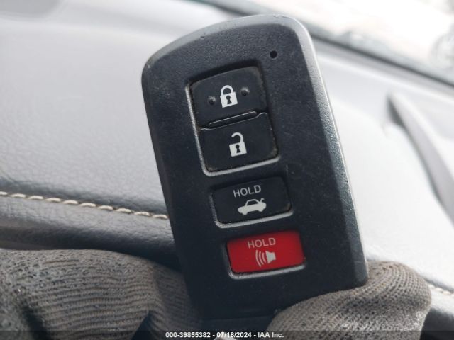 4T1BD1FK4FU148614 Toyota Camry Hybrid Le
