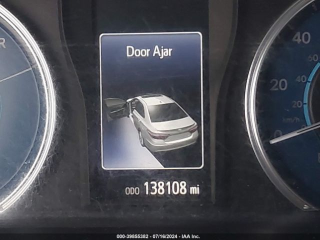 4T1BD1FK4FU148614 Toyota Camry Hybrid Le