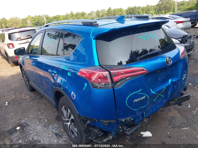 Toyota RAV4 LE 2018 JTMBFREV9JJ187346 Image 3