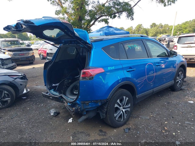 Toyota RAV4 LE 2018 JTMBFREV9JJ187346 Image 4