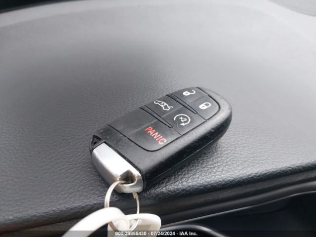 1C3CCCAB1GN177079 Chrysler 200 Limited Platinum