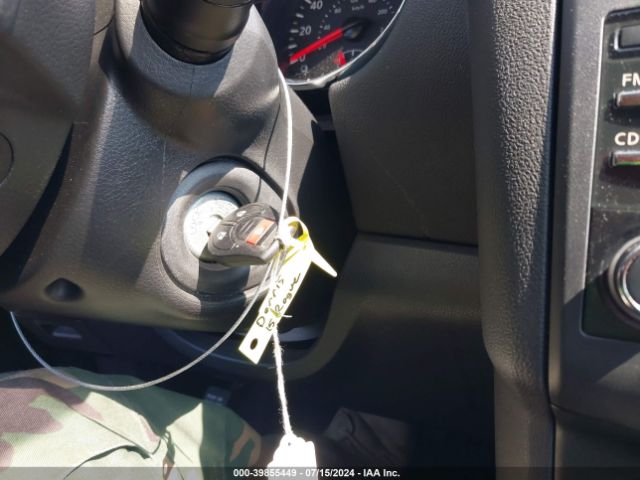 JN8AS5MT4FW158500 Nissan Rogue Select S