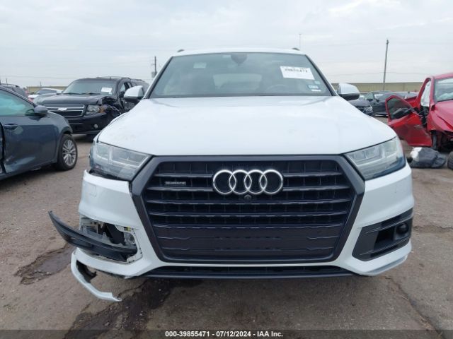 WA1VAAF70JD032075 Audi Q7 3.0t Premium