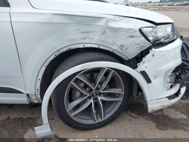 WA1VAAF70JD032075 Audi Q7 3.0t Premium