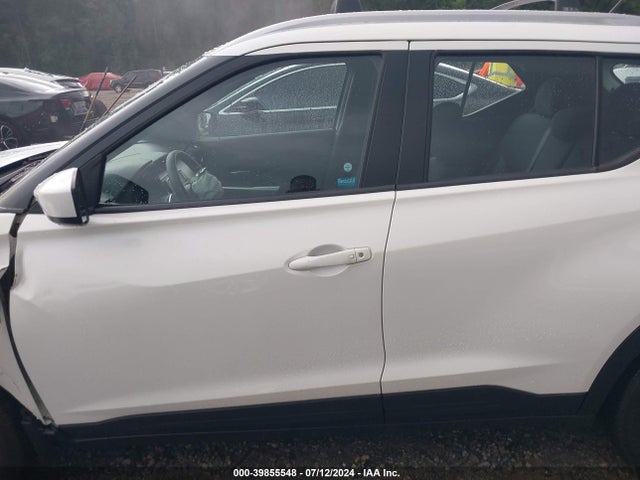Nissan KICKS SV 2018 3N1CP5CUXJL526079 Image 15