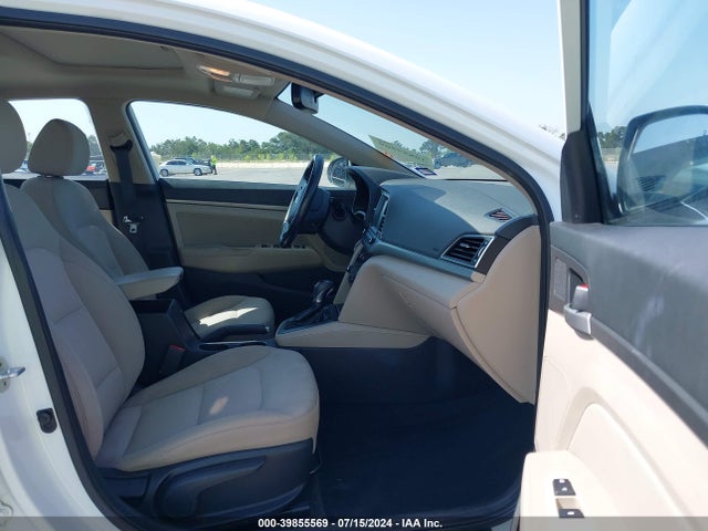 Hyundai Elantra Value Edition 2018 5NPD84LF3JH252587 Image 5