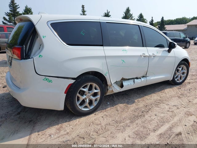 2C4RC1BG0HR788424 Chrysler Pacifica Touring Plus