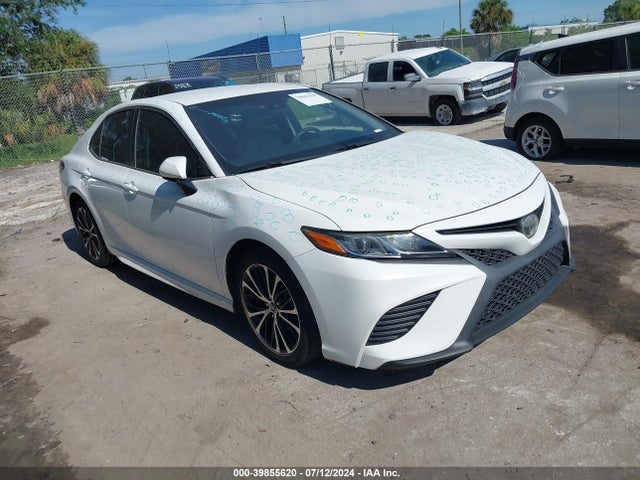 2018 4T1B11HK2JU030933 main image