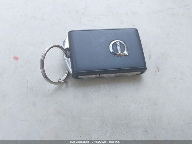 7JRA22TK9MG081294 Volvo S60 T6 Momentum