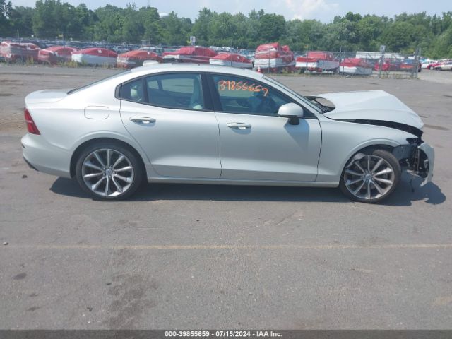 7JRA22TK9MG081294 Volvo S60 T6 Momentum