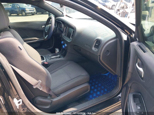 2C3CDXHG2GH214672 Dodge Charger Sxt