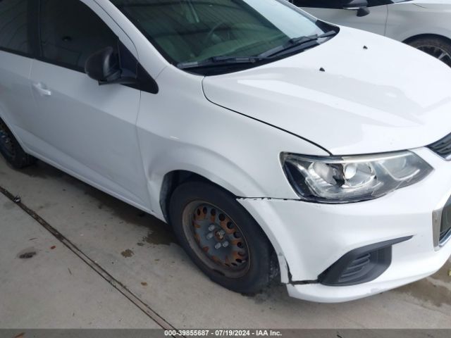 1G1JB5SH9H4176010 Chevrolet Sonic Ls Auto