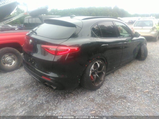 ZASPAKEVXN7D39690 Alfa Romeo Stelvio Quadrifoglio Awd