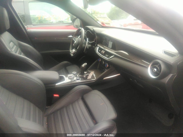 ZASPAKEVXN7D39690 Alfa Romeo Stelvio Quadrifoglio Awd