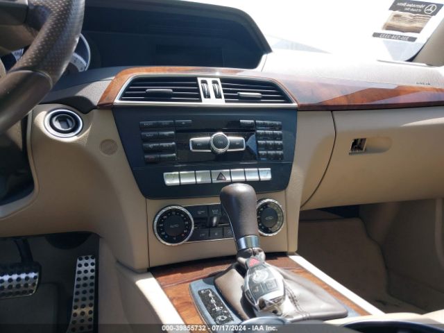 WDDGJ4HBXFG411484 Mercedes-Benz C 250
