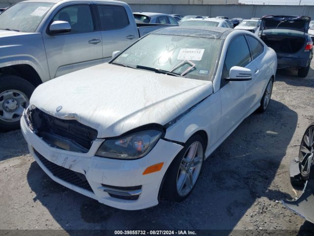 WDDGJ4HBXFG411484 Mercedes-Benz C 250