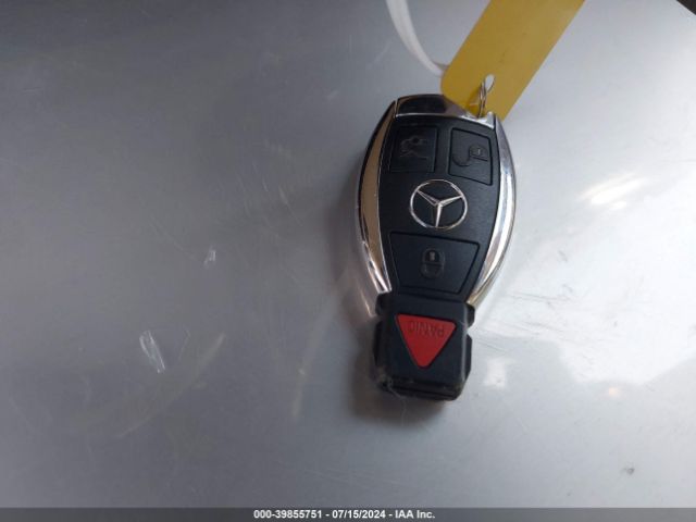 WDCTG4EBXKU009501 Mercedes-Benz GLA 250