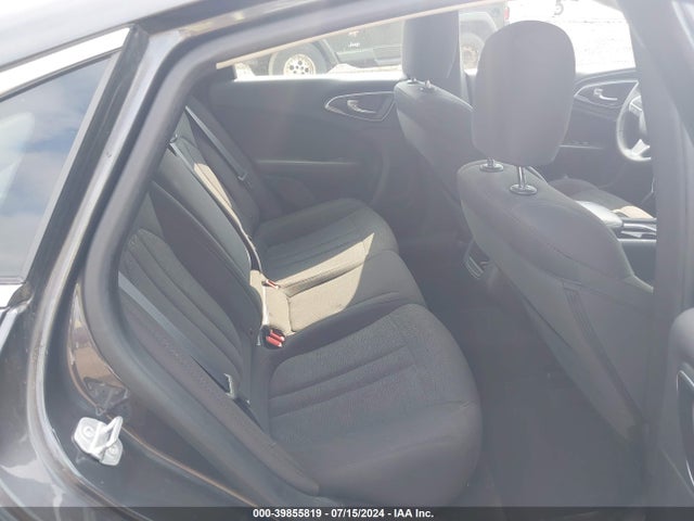 Chrysler 200 Limited 2016 1C3CCCAB2GN120700 Image 8