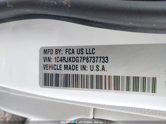 1C4RJKDG7P8737733 Jeep Grand Cherokee L Overland 4x4