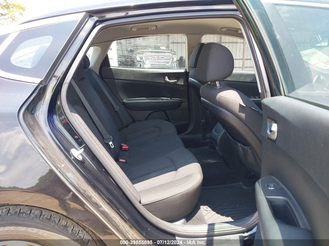 5XXGT4L36GG050364 KIA Optima Lx