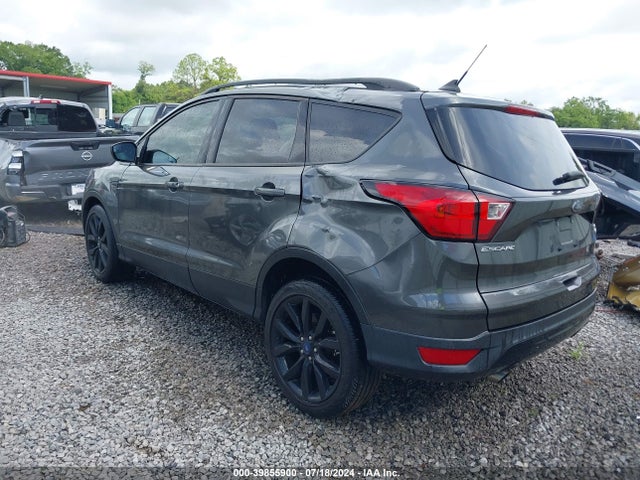 Ford ESCAPE SE 2019 1FMCU0GD2KUA53591 Image 3