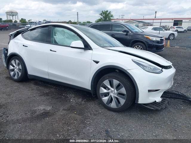 2022 TESLA MODEL Y 7SAYGDEE8NF367346 Photo 0