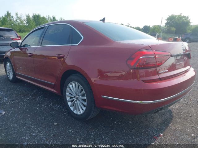 1VWBT7A37HC012669 Volkswagen Passat 1.8t Se