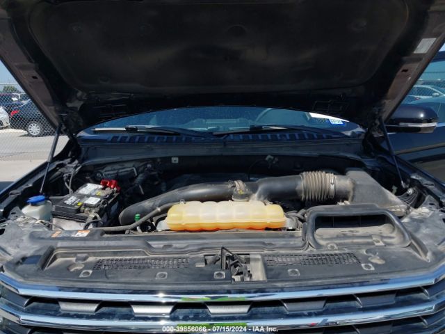 1FMJU1HT4JEA30177 Ford Expedition Xlt