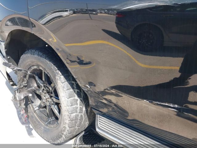 1FMJU1HT4JEA30177 Ford Expedition Xlt