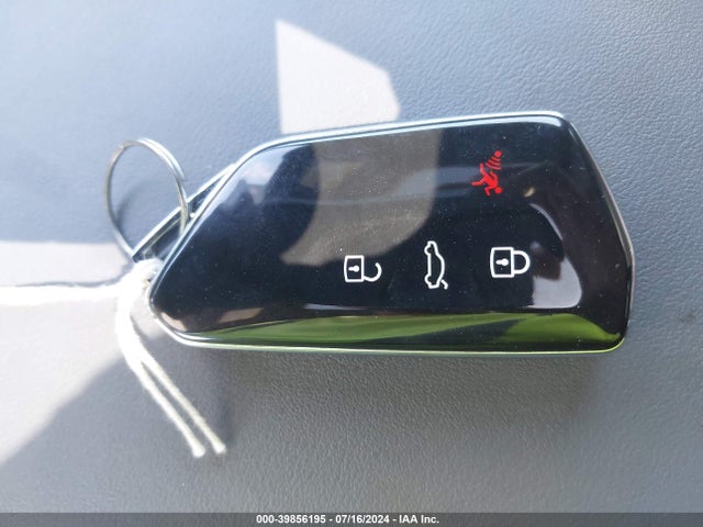 1V2WNPE87PC039517 Volkswagen Id.4 Awd Pro S