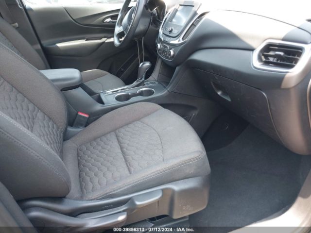 2GNAXSEV5J6127861 Chevrolet EQUINOX LT