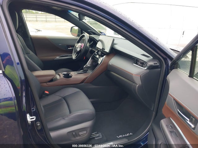 Toyota Venza Limited 2021 JTEAAAAH2MJ052057 Image 5