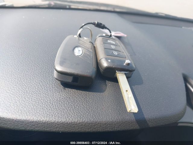 5NMS14AJ4PH523391 Hyundai Santa Fe Se