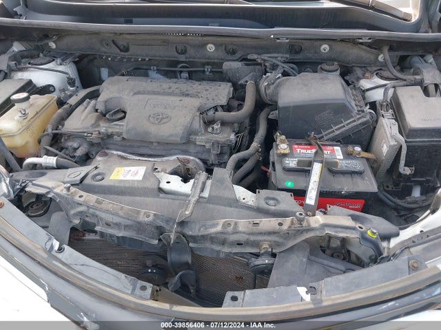 Toyota Rav4 Xle 2017 JTMRFREVXHJ706025 Image 10