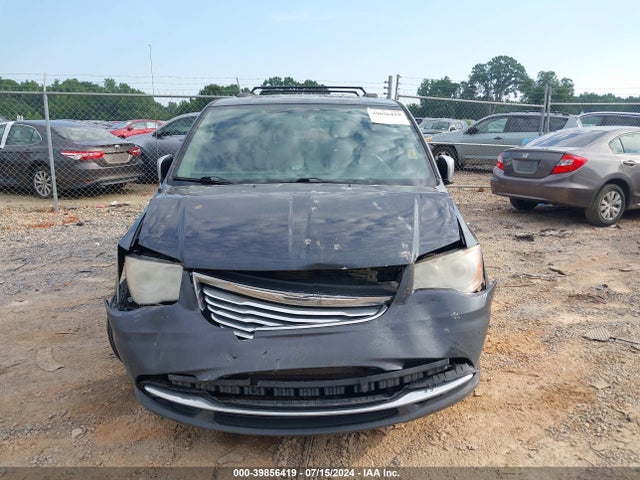 2C4RC1GG2ER133654 Chrysler Town & Country Limited