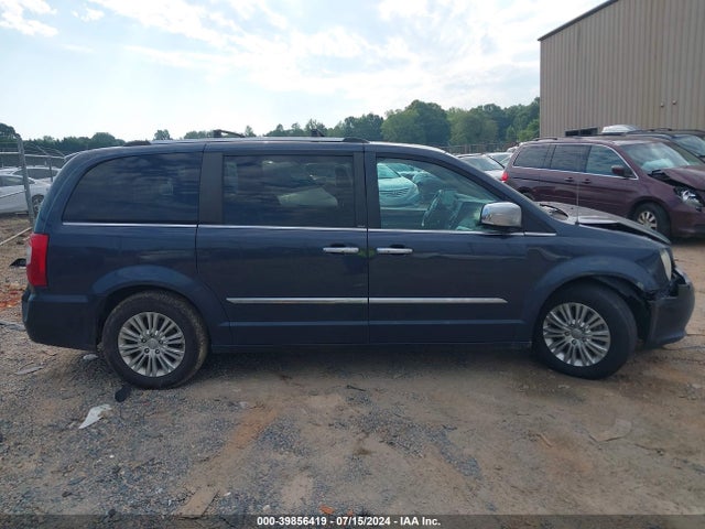 2C4RC1GG2ER133654 Chrysler Town & Country Limited
