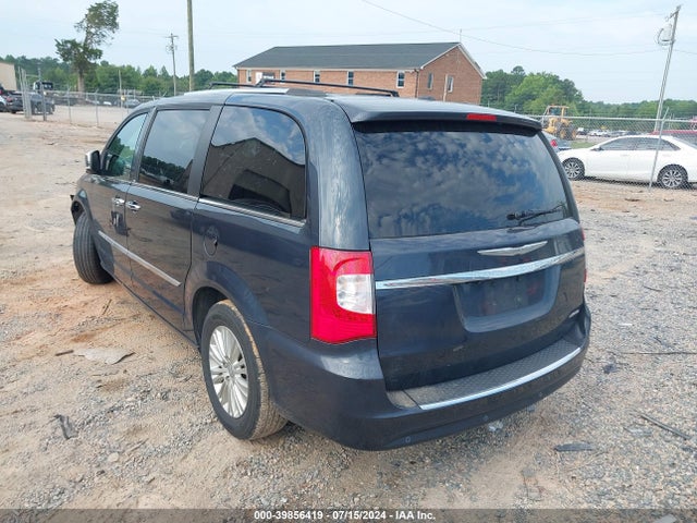 2C4RC1GG2ER133654 Chrysler Town & Country Limited