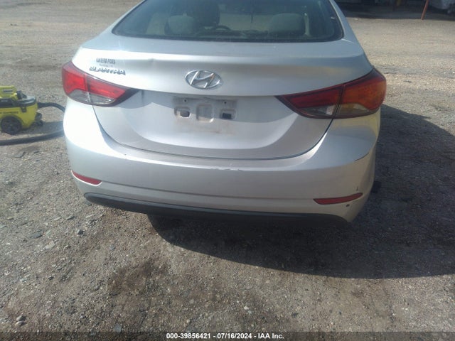 Hyundai ELANTRA SE 2015 5NPDH4AE1FH579748 Image 14