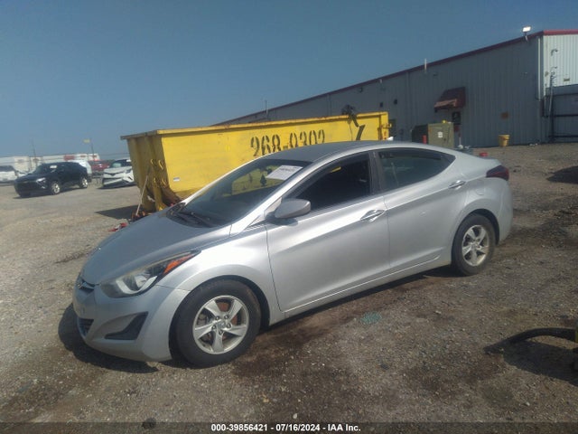 Hyundai ELANTRA SE 2015 5NPDH4AE1FH579748 Image 2