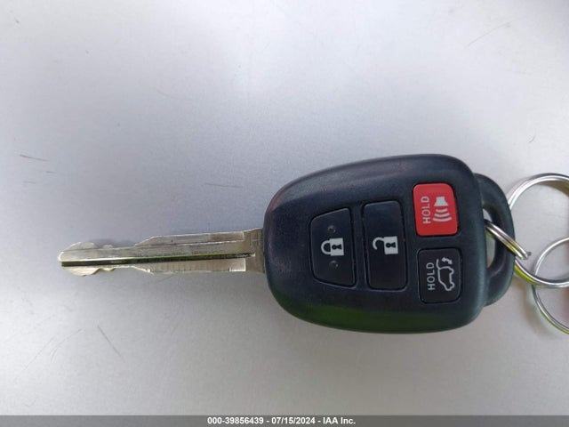 Toyota Rav4 Xle 2016 2T3WFREV0GW263127 Image 11